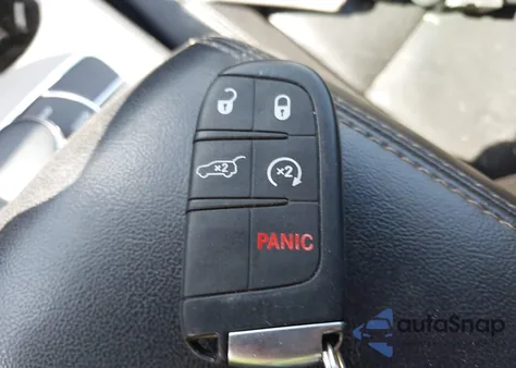 2015 Jeep Grand Cherokee Limited из США, поврежденный, VIN 1C4RJFBG6FC207775